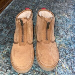 Platform Uggs with Zipper